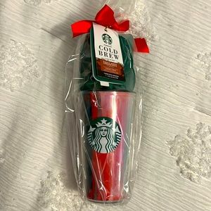 Starbucks Cold Brew Coffee Caramel Dolce Holiday Travel Cup